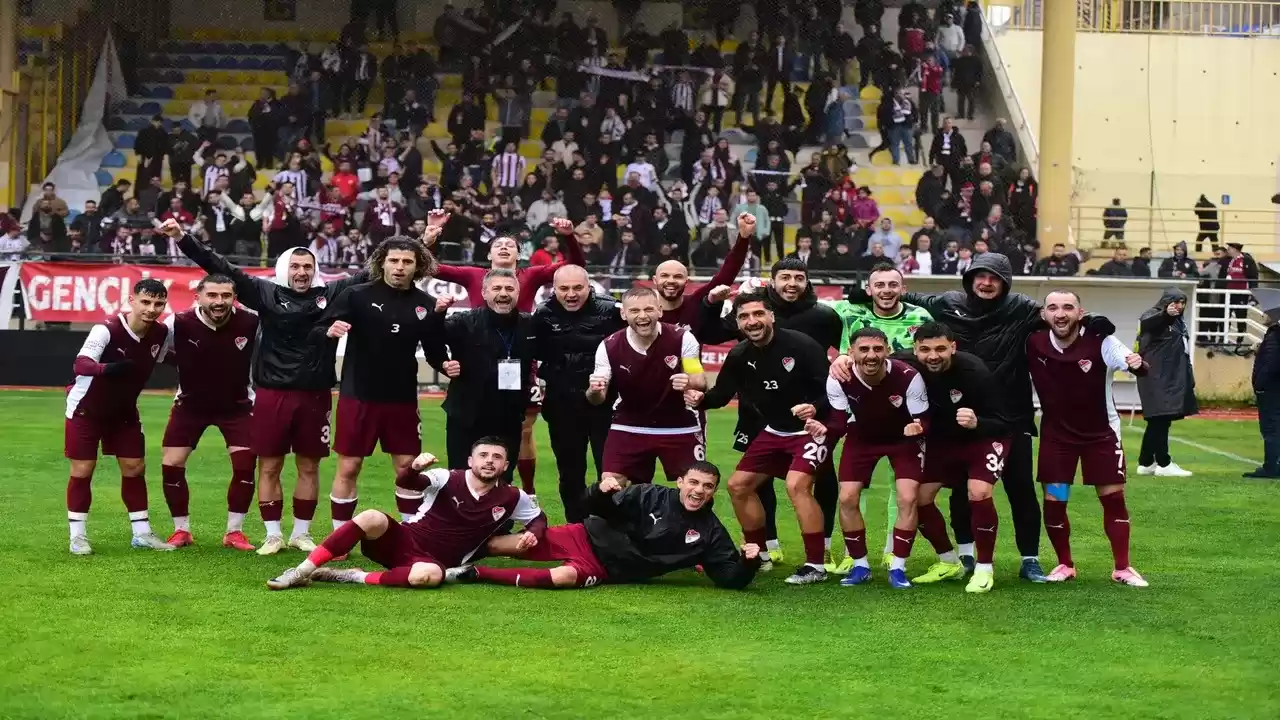 Elazığspor’dan Deplasmanda Gol Şovu: Bucaspor’u 5-1 Mağlup Etti