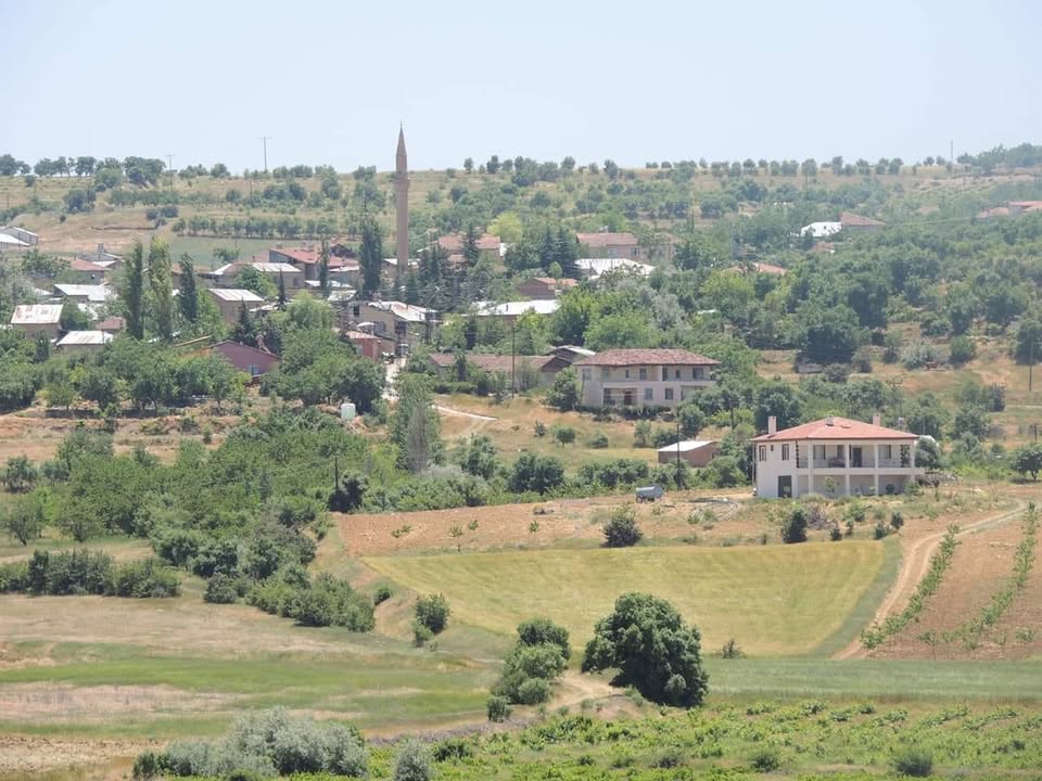 Şehirden Ata Topraklarına Göç: Bir Kaçış mı, Bir Hatırlayış mı?